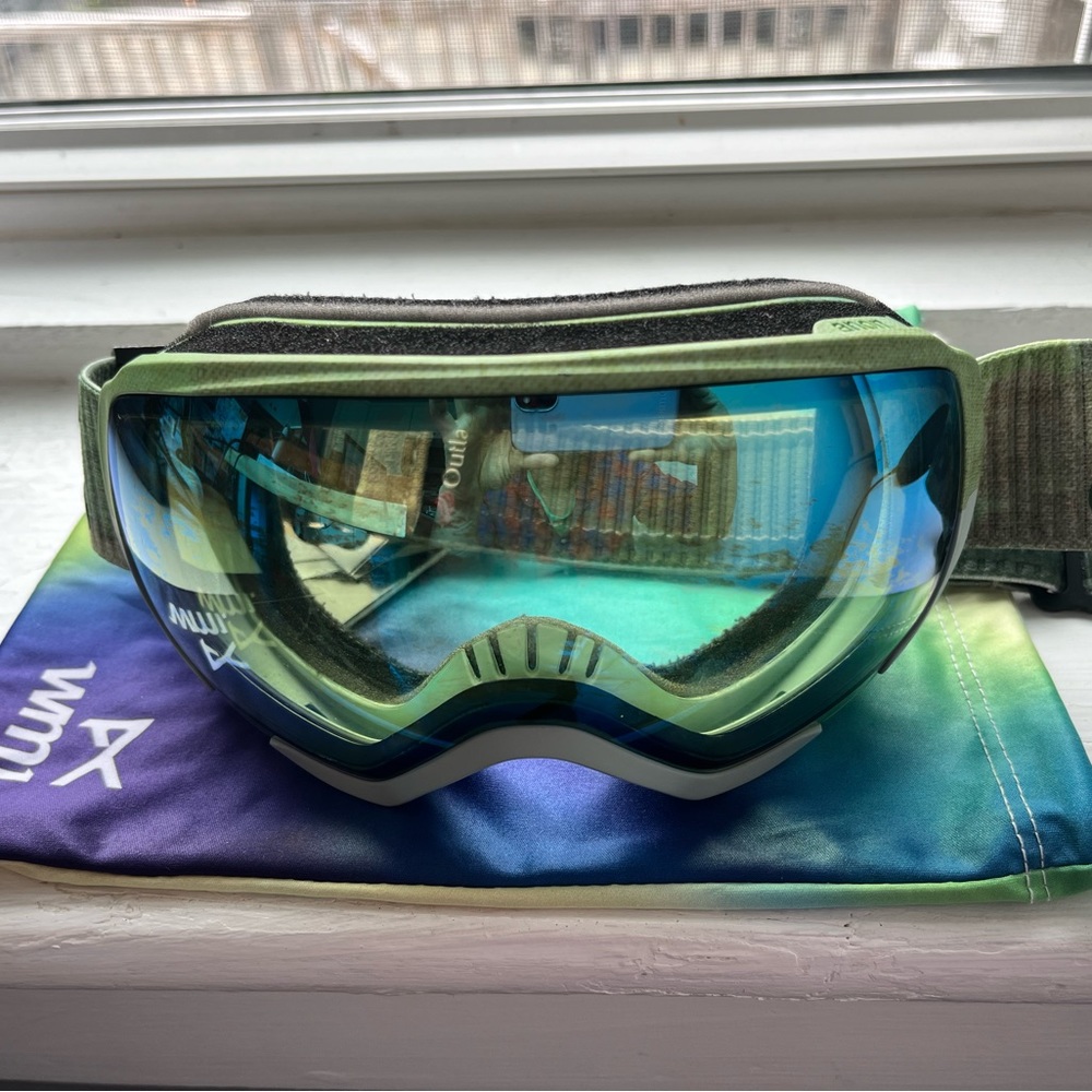 Anon WM1 Ski Goggles NWT (one lens, googles, storage bag)
